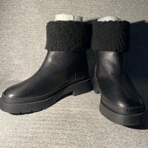Marc Fisher Vina Leather Boots. NEW